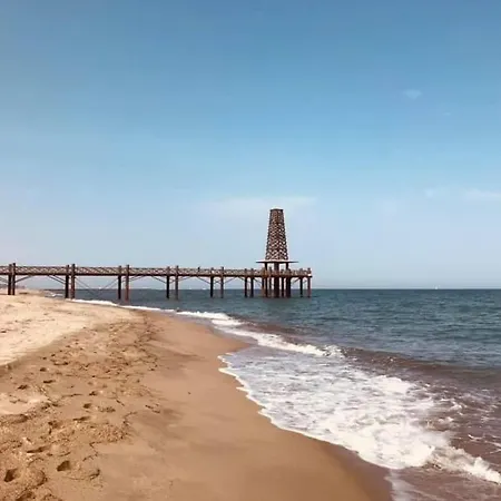 Avec Vue Sur Le Port *